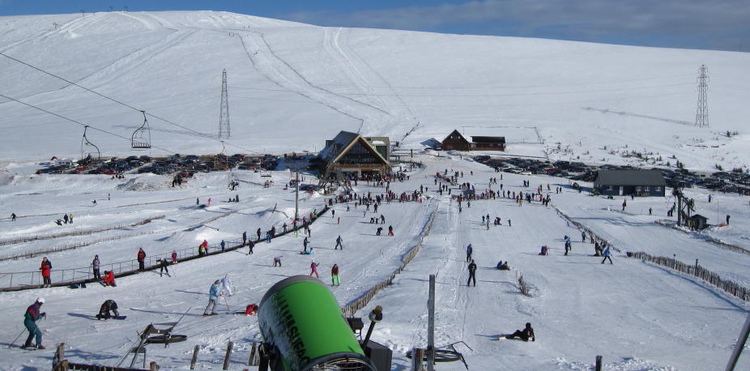 Lecht Ski Centre Scotland39s ski and snowboard destination Snowboarding Offroad