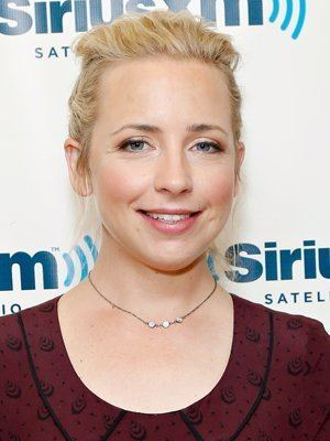 Lecy Goranson NOW Lecy Goranson 39Roseanne39 Stars Then amp Now XFINITY