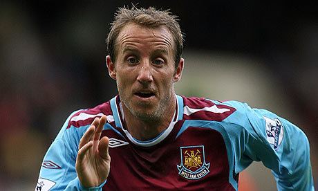 Lee Bowyer Birmingham City sign Lee Bowyer on loan until the end of