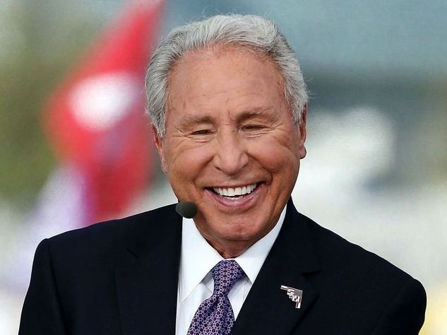 Lee Corso Lee Corso dishes on new UH coach and how mascot tradition got