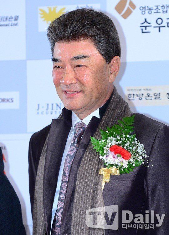 Lee Deok-hwa Lee Deokhwa Korean actor HanCinema The