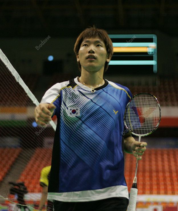 Lee Dong-keun (badminton) WORLD UNIVERSITY CHAMPS 2012 R16 Another Lee walking tall