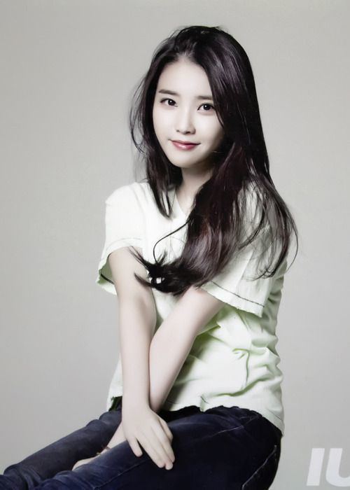 Lee Ji-eun IU Lee Ji Eun on Pinterest Kpop Kdrama and November