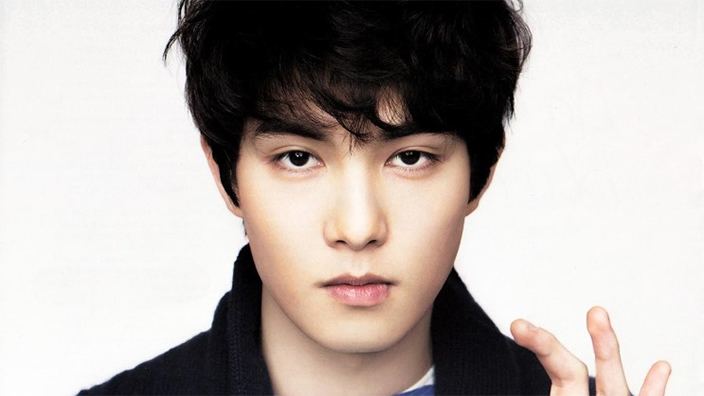 Lee Jong-hyeon CNBLUE39s Jonghyun admitted to hospital with a virus SBS
