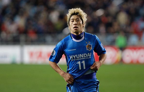 Lee Keun-ho Lee Keun Ho Pictures Ulsan Hyundai v Bunyodkor AFC