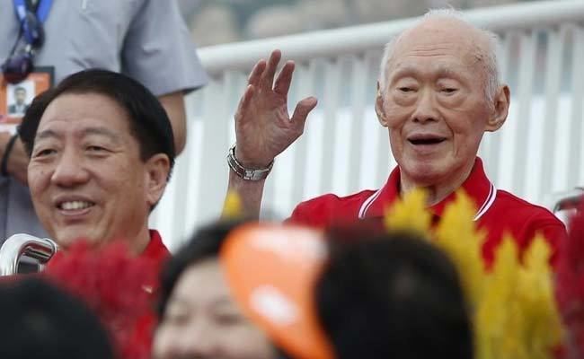 Lee Kuan Yew Founding Leader Lee Kuan Yew Worsens Critically Ill Says Government