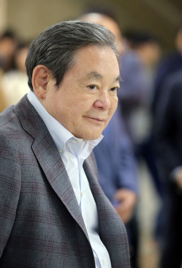 Lee Kun-hee Korean Tycoon39s Salary How Much is Samsung Group Chairman