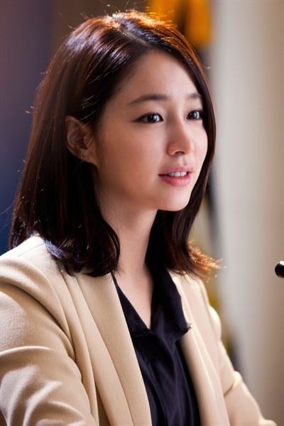 Lee Min-jung Lee Min Jung on Pinterest Park Min Young Cunning Single