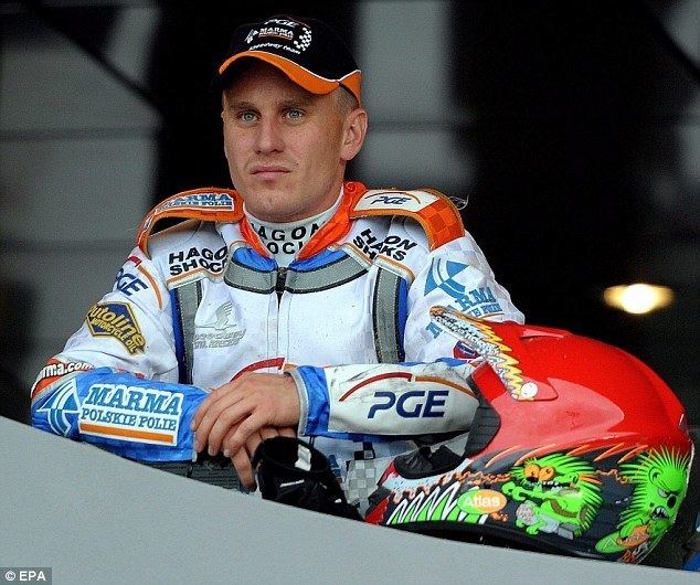 Lee Richardson (speedway rider) Lee Richardson Speedway rider dies in crash in Poland