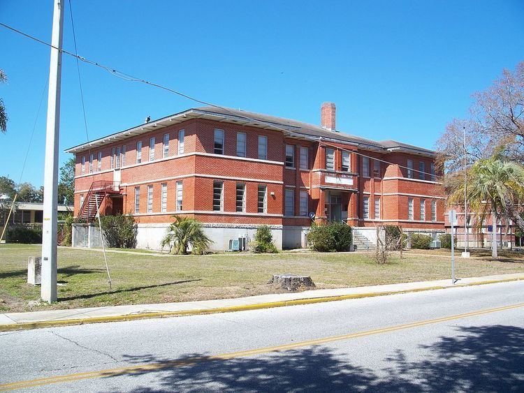 Lee School (Leesburg, Florida)