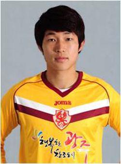Lee Seung-gi (footballer) cdnmydailycokrFILES201109201109261529192236