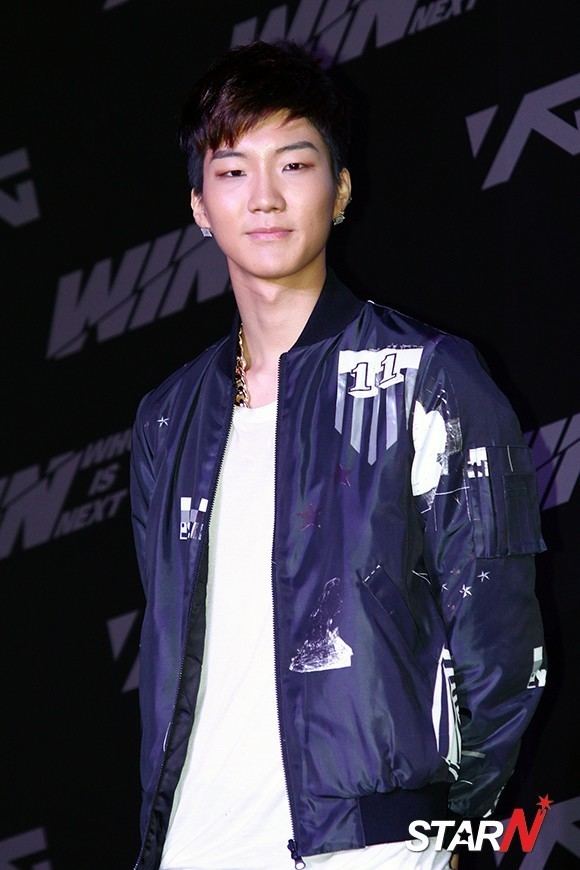 Lee Seung-hoon (musician) Seunghoon3589