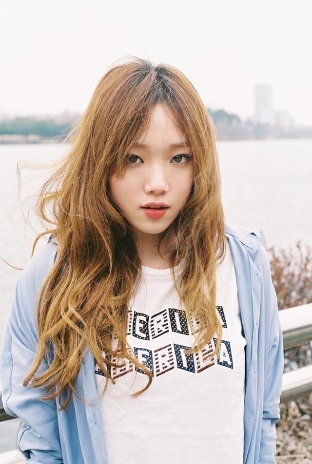 Lee Sung-kyung Lee Sung Kyung Famous Faces Pinterest Songs and Faces