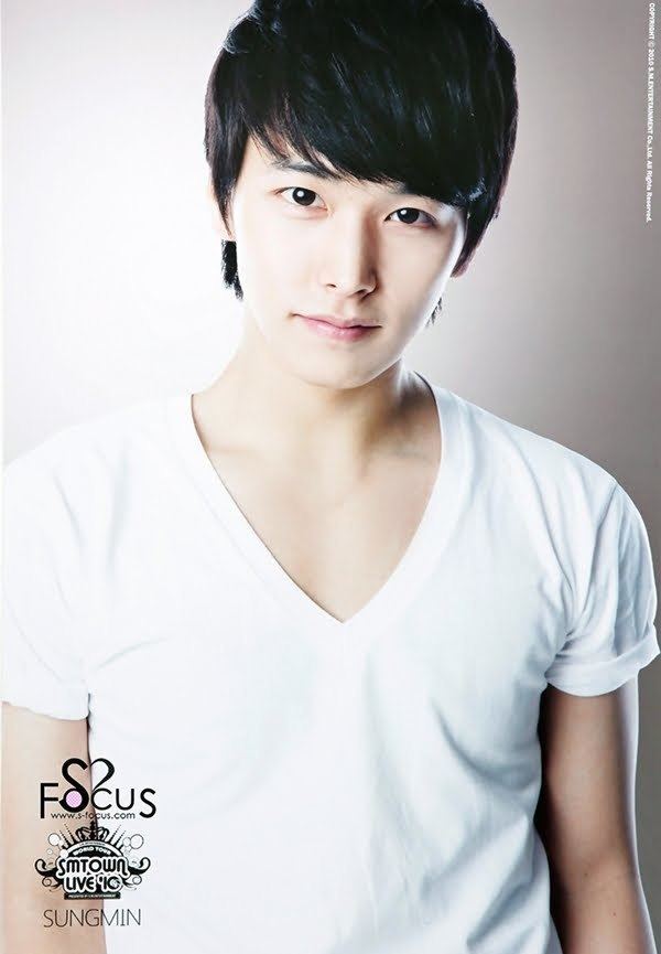 Lee Sung-min (singer) 1000 images about SungMin on Pinterest Sexy Pictures of and