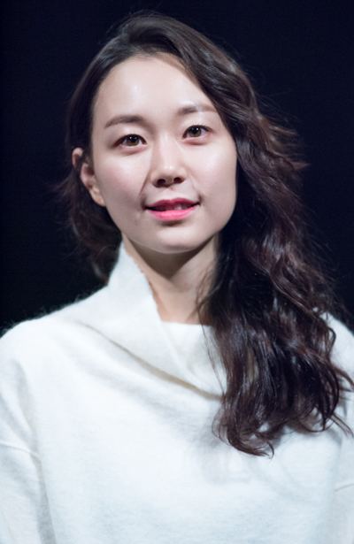 Lee Yoo-young (actress) asianwikicomimages55aLeeYooYoung10312015jpg