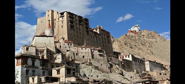 Leh Palace History Timing and Best Time to Visit Leh Palace in Jammu and
