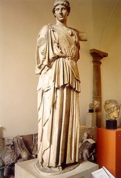 Lemnian Athena Athena Lemnia front right This sculpture is a pastiche of two