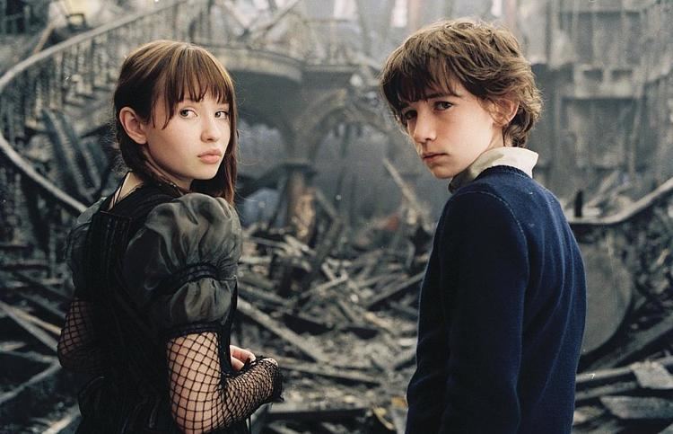 Lemony Snickets A Series of Unfortunate Events movie scenes  news Netflix and author Daniel Handler aka Lemony Snicket are uniting to re adapt the beloved children s series A Series of Unfortunate Events 