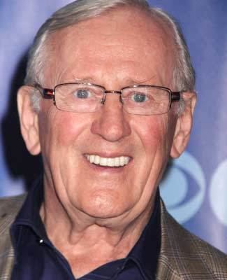 Len Cariou ampaposBlue Bloodsampapos Len Cariou dinner scene trick