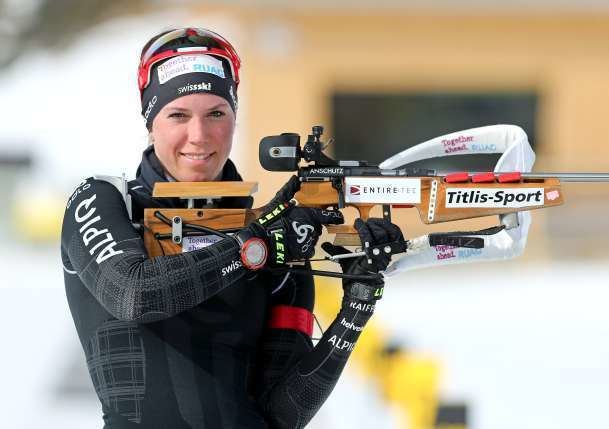 Lena Häcki Lena Hcki unser neuer Shootingstar im Biathlon Ich trage pinke