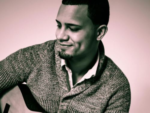Lenny Santos Debut Songwriter39s Bachata Single with Aventura39s Lenny