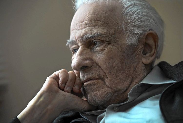Leo Bretholz Leo Bretholz dies at 93 Holocaust survivor fought for