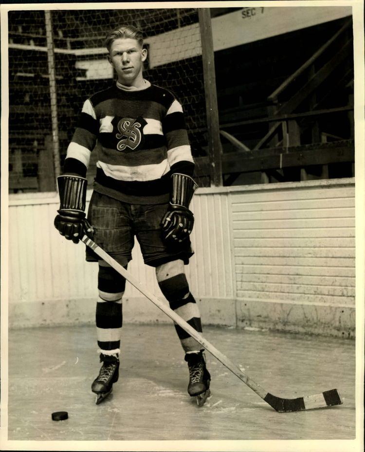 Leo Carbol Leo Carbol Seattle Eskimos 1930 HockeyGods