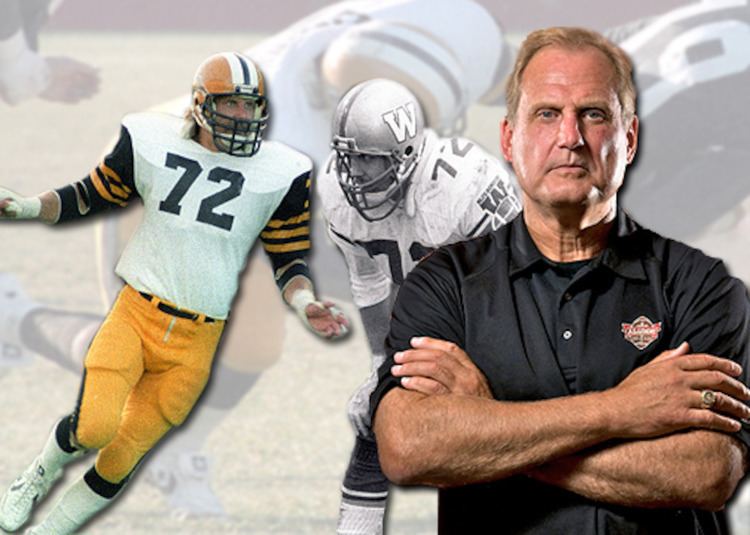 Leo Ezerins Leo Ezerins To Be Inducted into Gridiron Greats Hall of Fame