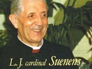 Leo Joseph Suenens Suenens vs Cardijn at Vatican II Cardijn Research