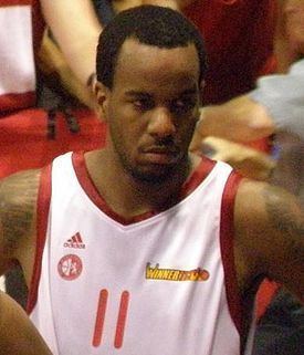 Leo Lyons (basketball) httpsuploadwikimediaorgwikipediacommonsthu