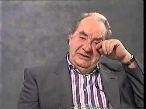 Leo McKern Leo Mckern on The Gloria Hunniford quotSunday Sundayquot Chat