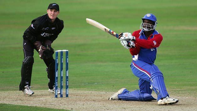 Leon Romero (Cricketer) playing cricket