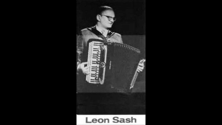 Leon Sash Leon Sash Jazz Accordion Pennies from Heaven YouTube