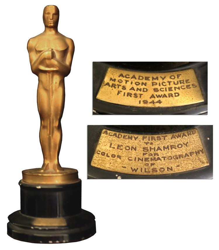 Leon Shamroy Lot Detail Oscar Statue Awarded to Leon Shamroy for Color
