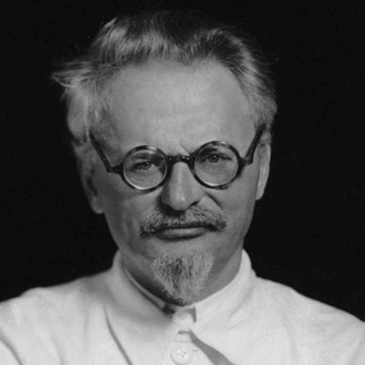 Leon Trotsky httpswwwbiographycomimagetshareMTE5NTU2M