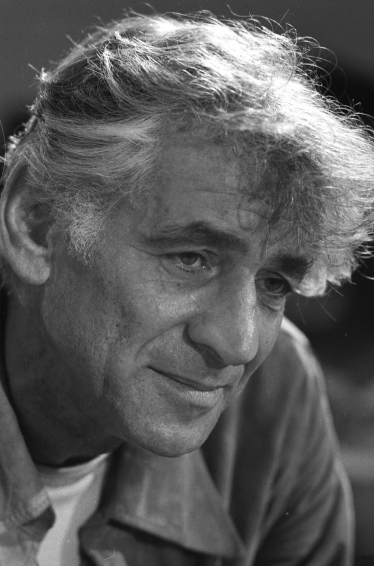 Leonard Bernstein Leonard Bernstein Wikipedia the free encyclopedia