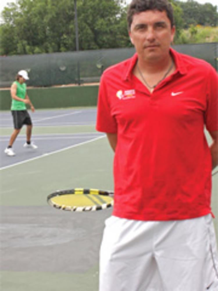 Leonardo Lavalle Tennis academy is working to net dollars for expansion