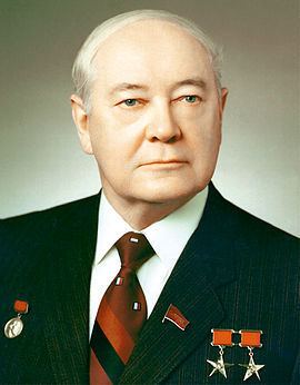 Leonid Smirnov (politician) httpsuploadwikimediaorgwikipediaruthumb0