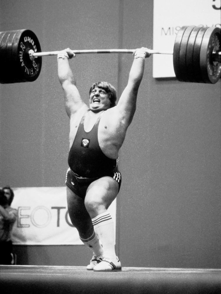 Leonid Taranenko Leonid Taranenko 265 kg 584 lb WR CJ 1987 Flickr