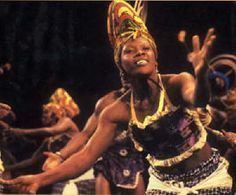Les Ballets Africains httpssmediacacheak0pinimgcom236xe9667c