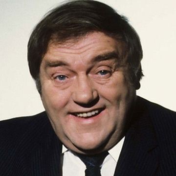 Les Dawson Les Dawson hologram to star in An Audience With