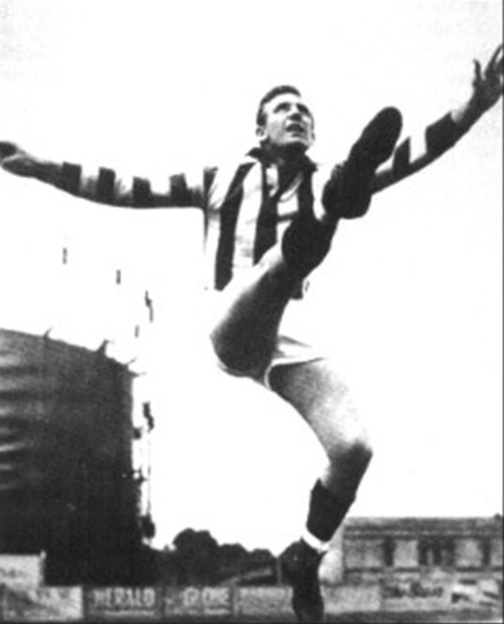 Les Foote Les Foote Played 19411955 Games North Melbourne 134 St Kilda 33