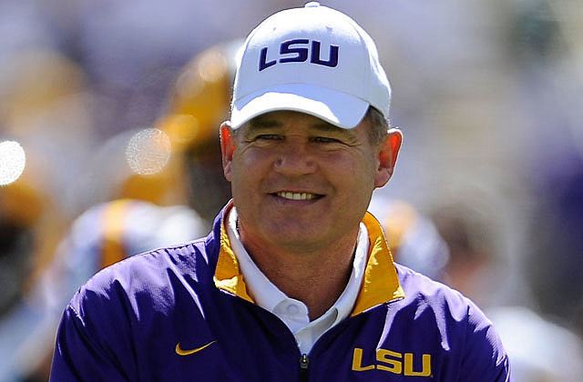 Les Miles What39s Les Miles Up To The Hayride