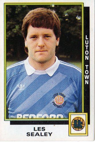 Les Sealey LUTON TOWN Les Sealey 153 PANINI Football 86 RARE