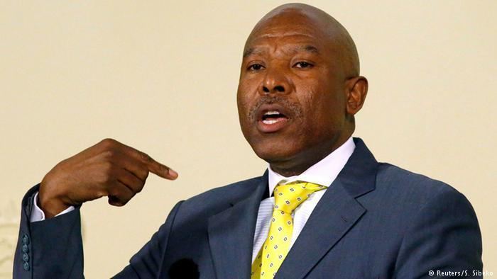 Lesetja Kganyago Kganyago tapped to head South Africas central bank