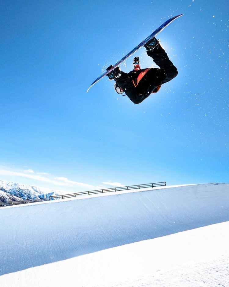 Lesley McKenna Lesley McKenna on how to become a top snowboarder