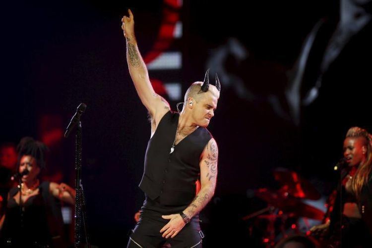 Let Me Entertain You Tour Robbie Williams cancels SE Asia leg of Let Me Entertain You Tour