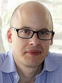 Lev Grossman httpsuploadwikimediaorgwikipediacommonsthu