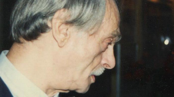 Lev Zbarsky' s side view