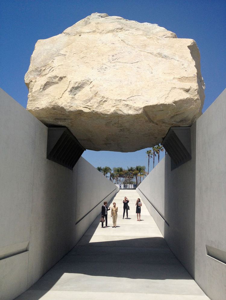 Levitated Mass LEVITATED MASS Gagosian